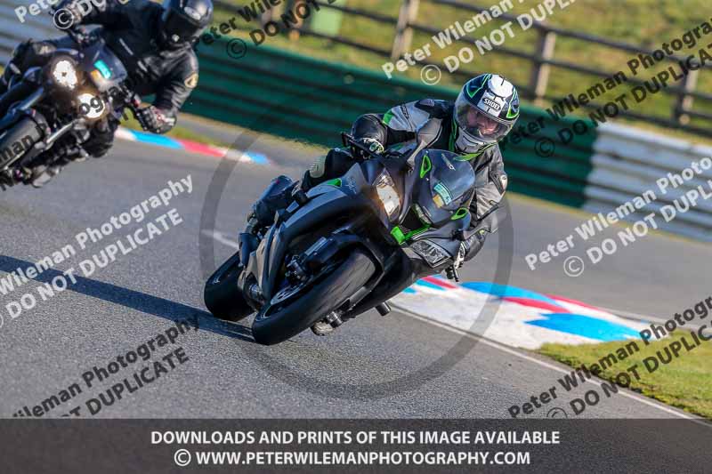 PJM Wedding Photography;enduro digital images;event digital images;eventdigitalimages;mallory park;mallory park photographs;mallory park trackday;mallory park trackday photographs;no limits trackdays;peter wileman photography;racing digital images;trackday digital images;trackday photos